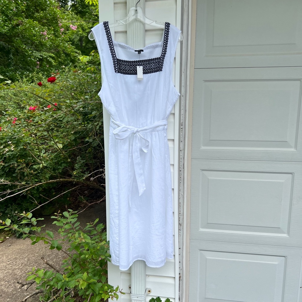 NWT Talbots Pretty White Black Embroidery Cotton Lined MIDI Dress